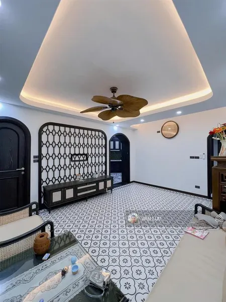 Chính chủ cần bán nhanh căn góc nhà đẹp 100m 3pn 2vs + 2 bc sổ đỏ chính chủ toà ct1 kđt xa la