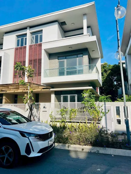 BDS HVL 💥HIẾM BÁN PHỐ ĐÔNG VILLGAE Q2 CŨ TP HCM