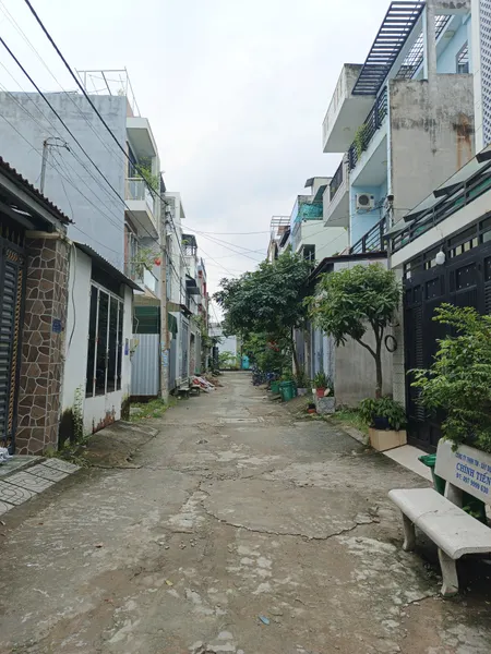 TUYỆT PHẨM ĐƯỜNG TRƯỜNG LƯU NHÀ ĐANG XÂY - 3 TẦNG - 5 TỶ - DIỆN TÍCH 53m²
-