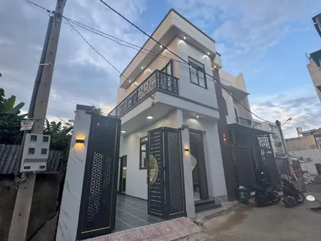 NHÀ ĐẸP GIÁ TỐT – HOÀNG MINH CHÁNH, HÓA AN, BIÊN HOÀ. 2Tỷ5