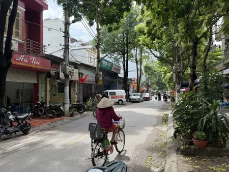 Bán đất mặt phố tây trà 40M phân lô ô tô dừng đỗ kinh doanh ngày đêm hoàng mai