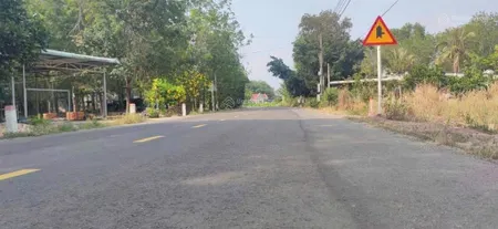 Mặt tiền dh722 long hoà hcm chủ ngộp nặng bán gấp 1000m2 100tc giá 780tr