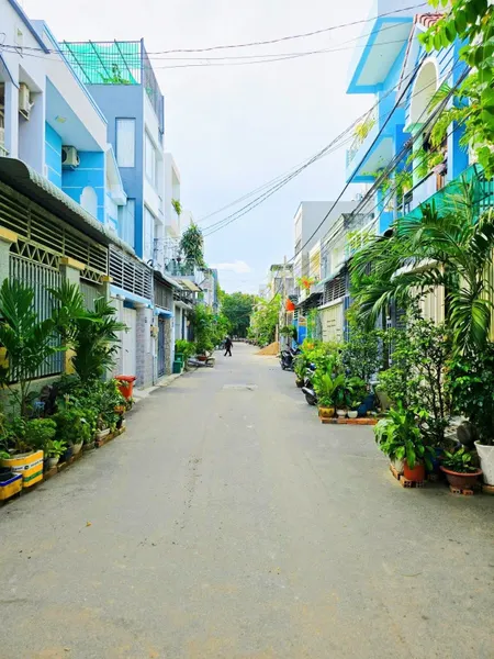 NHÀ TRỆT LỮNG 54M2, NGANG KHỦNG 5M, ĐƯỜNG NHỰA XE TẢI 7M THÔNG. KHU DÂN CƯ CAO CẤP KHÉP KÍN, ĐẦY ĐỦ TIỆN ÍCH TOÀN NHÀ CAO TẦNG. GẦN CHỢ LONG TRƯỜNG, TP THỦ ĐỨC.