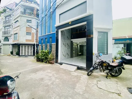 NHÀ ĐẸP 5 TẦNG HẺM OTO - ĐỐI DIỆN LOTTE MART NGUYỄN VĂN LƯỢNG - CHỈ 6.85 TỶ