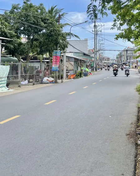 Bán đất 1000m² ngang 8,5m giá 8.7 tỷ Xã Phú Hựu
