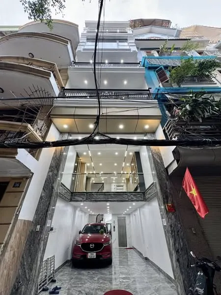 Bán nhà Đội Cấn, 7 tầng thang máy, ô tô vào nhà, ở sướng, 53m chỉ 17 tỷ