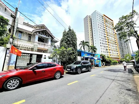 BDS 🔴 HVL [NC] ©️ Chủ gửi bán BIỆT THỰ 1/ Đường Nguyễn Duy Trinh, P. Bình Trưng Đông (Q2 cũ), TPHCM.