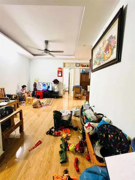 Chung cư hoang đạo thuý sổ to view mặt phố 68m x 2pn thang máy full tiện ích giá 4,35 tỷ