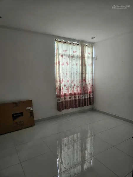 Bán căn hộ tầng trệt giai việt, q8