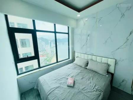 Siêu phẩm cạnh góc 28 tòa 1b giá chỉ 3ty050 tỷ siêu đẹp ngay biển vân 0989 880 ***