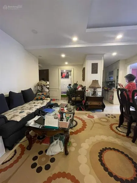 Cần bán gấp chung cư c1 thành công. dt 88m, 3 pn, 2 vs, nội thất cực đẹp. giá 8x tr/m.