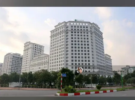 Bán ch 64m2 tại eco city việt hưng, 4,35 tỷ, 2pn, 2wc, nội thất full, view bể bơi