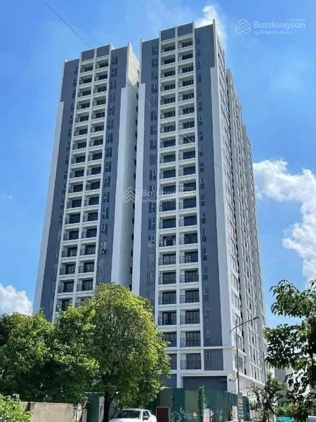 Chính chủ gửi bán nhanh căn 80m2 2pn2wc tầng trung đẹp view trường học thoáng. xem nhà 0946 509 ***