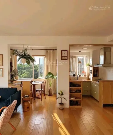 Hàng hiếm! tập thể mặt đường nguyễn chí thanh view hồ ngọc khánh ô tô đỗ cửa sổ to nhỉnh 5t