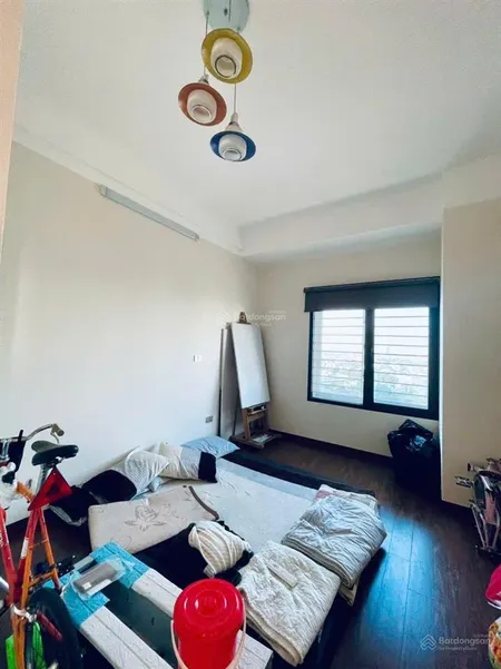 Bán chung cư báo công an nhân dân. 23 nghiêm xuân yêm. dt104m2 tầng trung. lô góc, 2 ban công