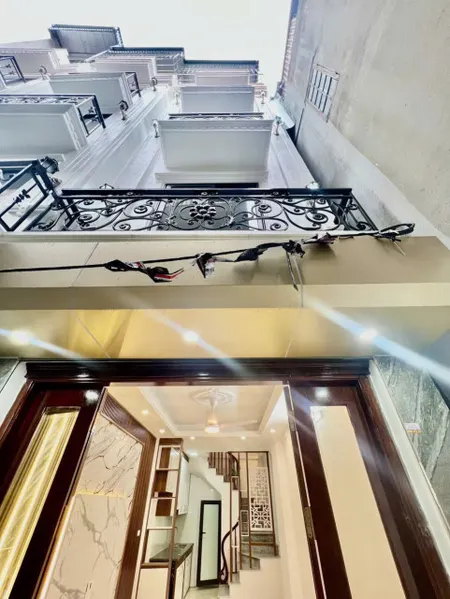 NHÀ MỚI ĐẸP Khuyến Lương 32m2 X 5 Tầng 6.8 tỷ Hoàng Mai- Hà Nội.