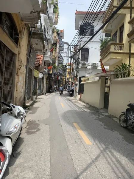 NHÀ MỚI ĐỦ NỘI THẤT Giáp Nhị 36m2 X 4 tầng MT7.2m, 7.69 tỷ Hoàng Mai.