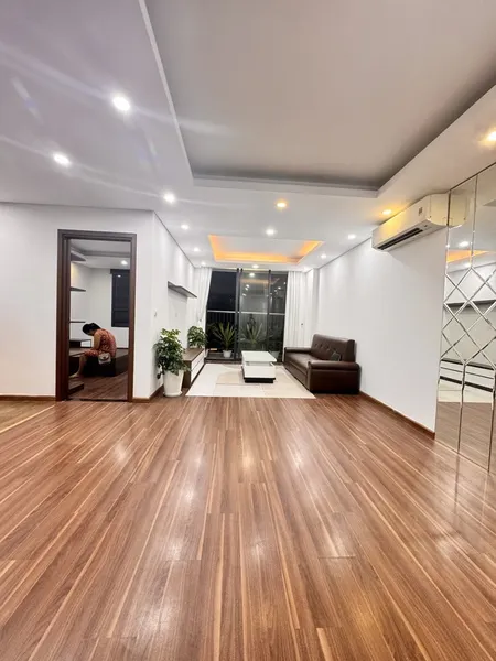 (Tin thật 100%) CH 108m2 x 3PN N01 - T5 Ngoại Giao Đoàn - Ban công hướng Đông - Nội thất 800 triệu