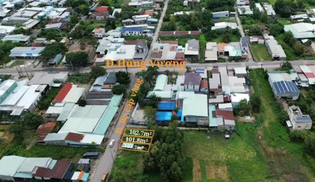 Cần bán 3 lô đất mặt tiền bò cạp vàng full thổ chỉ cách hùng vương 50m giá đầu tư