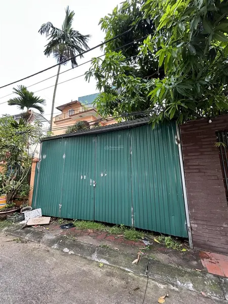 Sót miếng đất vuông mặt tiền 4.6m diện tích 102m2, sổ đỏ chính chủ