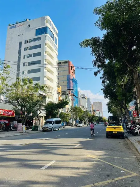 Cặp góc 2 mặt tiền hồ nghinh vị trí đẹp nhất khu vực