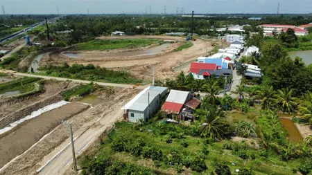 Bán 2 nền đôi mt lộ nhựa ngay trường tiểu học + ptth
