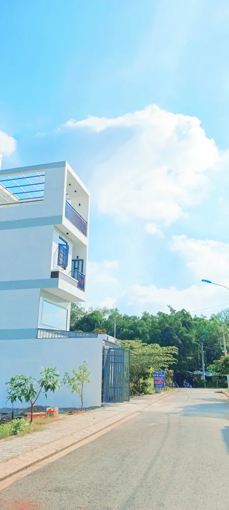 Bán đất 56m² ngang 4m full thổ gần ký túc xá Đại học Luật (Long Phước Quận 9)