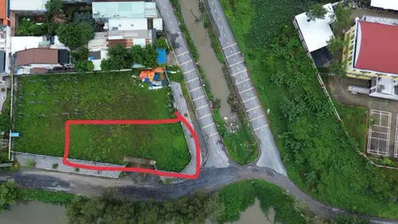 Bán lô góc Viêw sông có thổ cư gần cầu ông Đụng. Tx 46 giá tốt