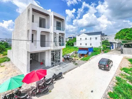 Bán gấp nhà 2 lầu 120m² Bình Dương, giá cực mềm!