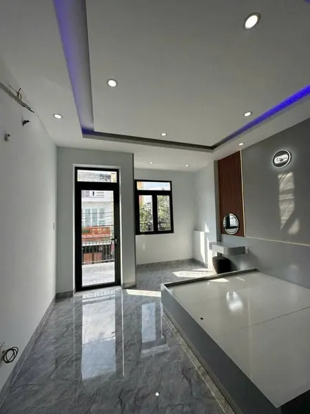 HÀNG SIÊU HIẾM - GIÁ SIÊU TỐT - CHỐT NGAY XE HƠI NGỦ TRONG SÂN NGAY KẾ BÊN TTHC TP THỦ ĐỨC Chỉ 9 tỷ