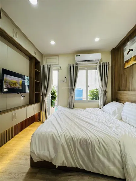 Chỉ nhỉnh 2 tỷ mua được căn nhà đẳng cấp 5 sao, cạnh bên q.10, full nội thất