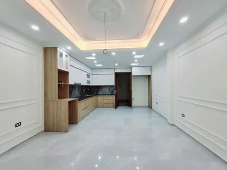 SIÊU PHẨM BA ĐÌNH, PHÂN LÔ- Ô TÔ TRÁNH-THÁNG MÁY VÙ VÙ.