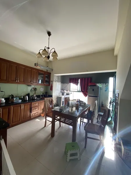 Bán nhà 200m² ngang 6m giá 12.8 tỷ Phường Bạch Mai