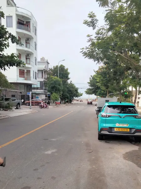 GIÁ RẺ - NHÀ MẶT TIỀN ĐƯỜNG 10M5 PHÙNG HƯNG, DT 88M2 – CẠNH BIỂN THANH KHÊ – CHỈ 7.6 TỶ
