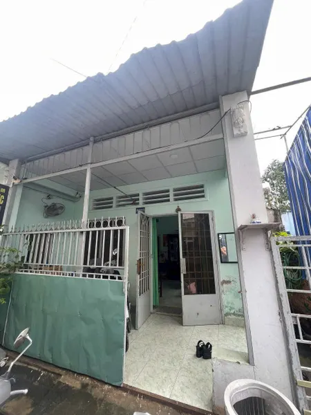 Nhà Phường Tân Vạn .Diện tích : 70m2 ,Sổ riêng thổ cư, hoàn công