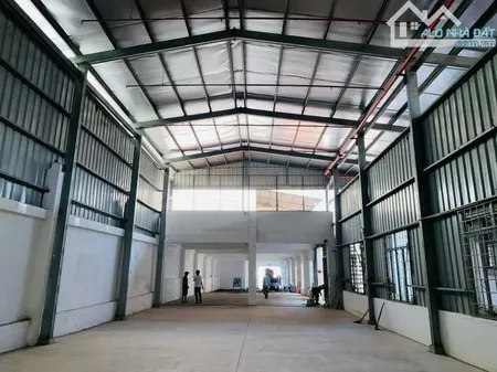 *Cho thuê kho xưởng*1000m2 QL13, Hiệp Bình Phước, Quận Thủ Đức