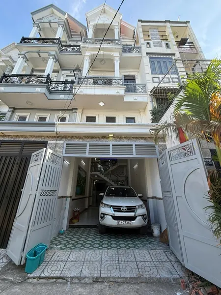 Bán nhà  Lâm Thị Hố,p Tân chánh hiêp  Q.12, 4x17m, 3 tầng, 4PN, SHR,
