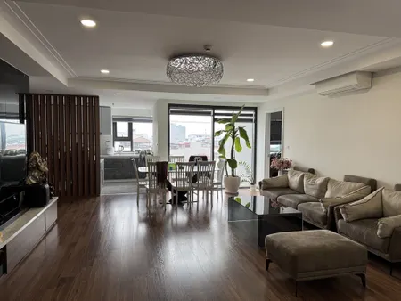 Bán nhà 148m² ngang 8m giá 14.5 tỷ Phường Vĩnh Tuy