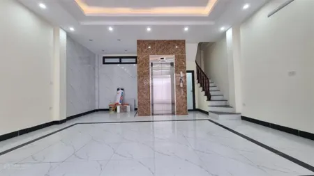 Khu phân lô, vỉa hè, ô tô tránh quang trung, hà đông, diện tích 40m2 5 tầng thang máy chỉ hơn 7 tỷ