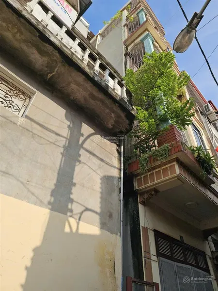 Nhà hi.ế.m ngô quyền hà đông diện tích 38m² x 4 tầng, ô tô đỗ cửa, giá chỉ 7,2 tỷ, giáp lk văn khê