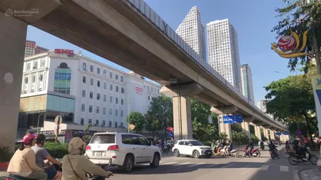 Bán nhà quang trung hà đông ô tô vào nhà tránh đỗ gần nhà dt 45m2 giá hơn 10 tỷ vị trí trung tâm