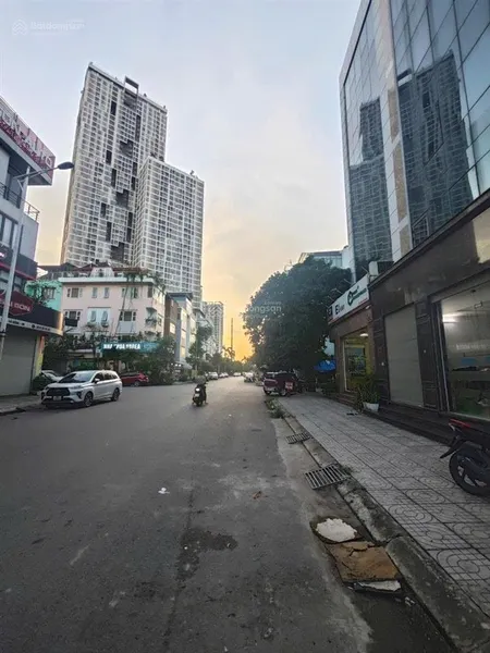 Biệt thự vip kinh doanh trục chính kđt văn khê hà đông 460m2 x 4t x mt 63m vỉa hè ô tô tránh