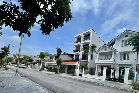 Bán nhà c4 phúc lợi long biên dt 70m2 mt 6,2m lô góc vuông vắn vỉa hè 4 ô tô tránh 13 tỷ có tl