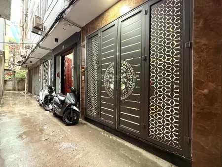 Nhà đẹp khương đình ngõ 3 gác tránh sh