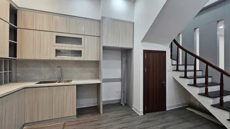 NHÀ ĐẸP BÁN NHANH- HOÀNG HOA THÁM - BA ĐÌNH - NHÀ MỚI XÂY GẦN ĐƯỜNG.