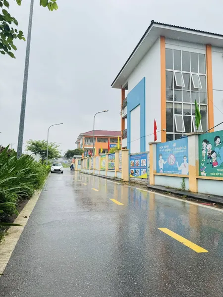 Bán Gấp Lô Đất Siêu Hiếm Mặt Phố Ngọc Thụy 370m2, MT 9m, Sát Trường, Cạnh Chợ - 45 Tỷ