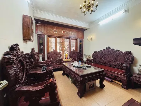 NHÀ ĐẸP NGUYỄN VĂN HUYÊN, NỘI THẤT GỖ SỊN, NHÀ PHÂN LÔ, Ô TÔ ĐỖ CỬA.