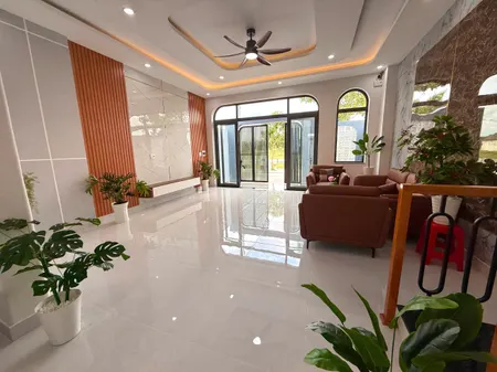 Nhà đẹp 3PN mới xây nằm ngay tại Tân Phú Trung, Củ Chi, SHR, bao hoàn công, giá 2 tỷ