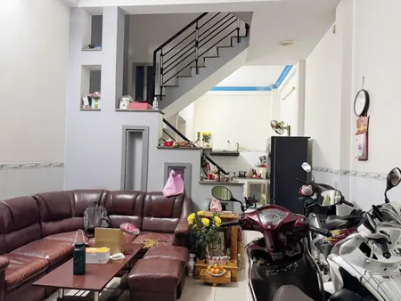 Bán nhà HXH rộng 4m, DT 36m2, DTSD 97,6m2 Lê Văn Quới, Bình Tân