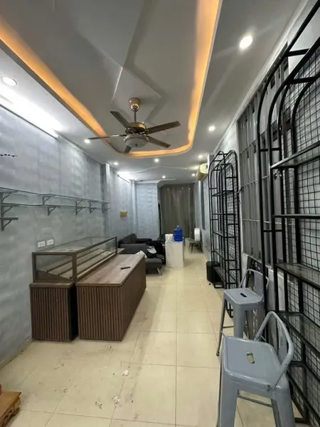 SIÊU PHẨM TÂY HỒ_ LÔ GÓC_ VỈA HÈ 10m- KINH DOANH ĐỈNH, GẦN CHỢ GẦN BV.